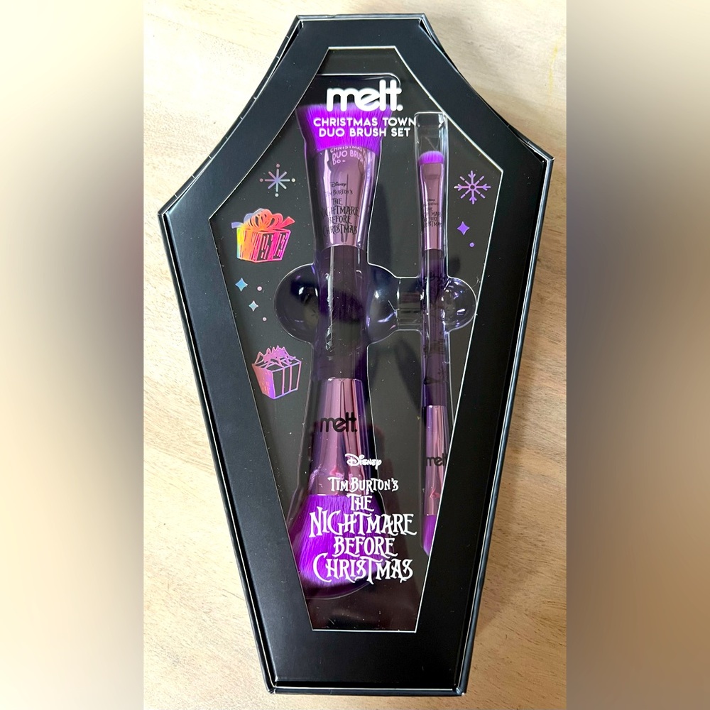 Melt Cosmetics Christmas Town Duo Brush Set